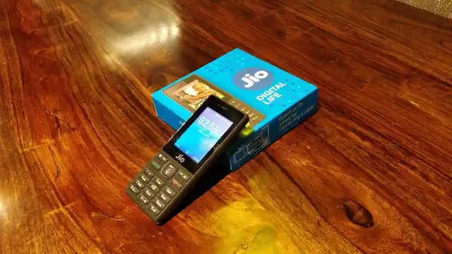 Reliance JioPhone. 