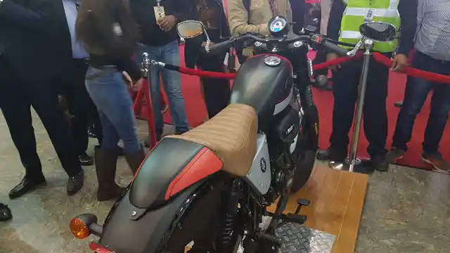 Can the Duty Ace go up against the Bajaj Avenger? 