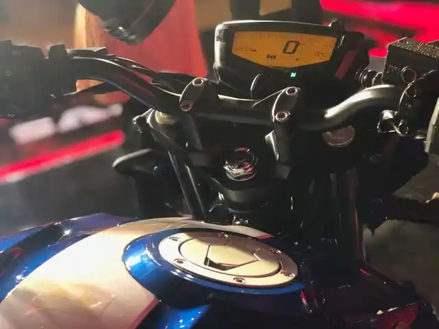 All LCD instrument cluster first time in the Apache 160 series