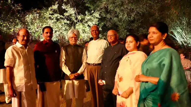 IUML MP from Malapuram PK Kunhalikutty, Revolutionary Socialist Party leader NK Premachandran, former Prime Minister Manmohan Singh, Misa Bharti, Kanimozhi and other leaders at Sonia Gandhi’s residence. 