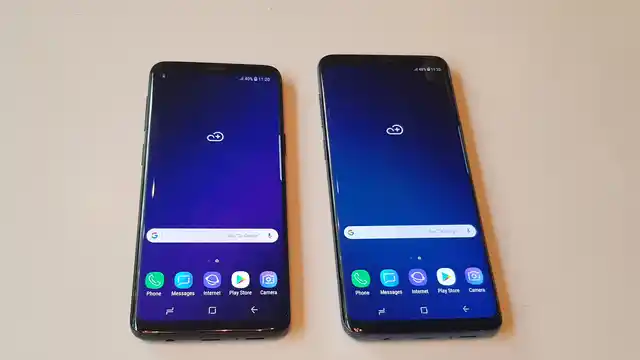 Samsung Galaxy S9 (left), Galaxy S9+ (right)
