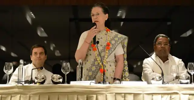 Sonia Gandhi addresses party meet. 