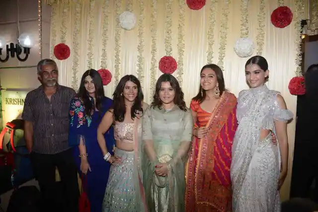 Ekta Kapoor with her <i>Veere Di Wedding </i>team.