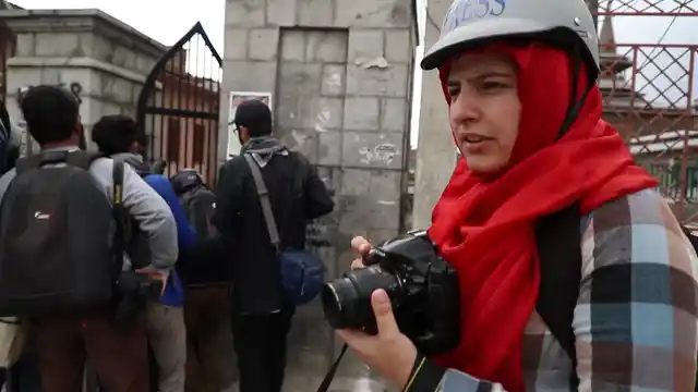 Masrat Zahra is a 24-year-old freelance photojournalist and is a student of journalism at Central University of Kashmir. 