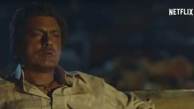 <i>Kabhi kabhi lagta hai ki apun hi _____ hai.</i>