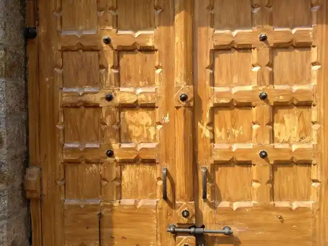 The slogan has been removed from the chapel door of St Stephen’s College)