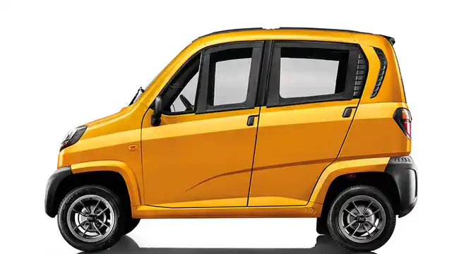Side profile of the quadricycle. 