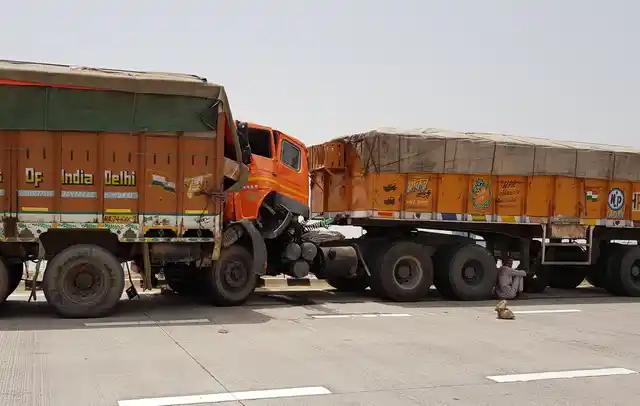 Lack of lane discipline, inadequate distance between vehicles and wrong-side driving lead to accidents on the expressway. 