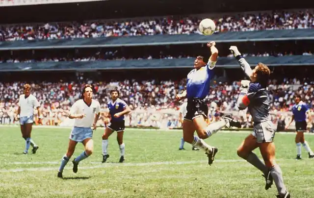 Identify the goalkeeper who conceded the ‘Hand of God’ goal.