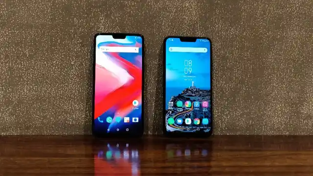 The OnePlus 6 (left) vs Zenfone 5z (right)