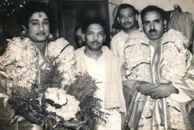 Karunanidhi (centre) with actor Sivaji Ganesan (extreme left).