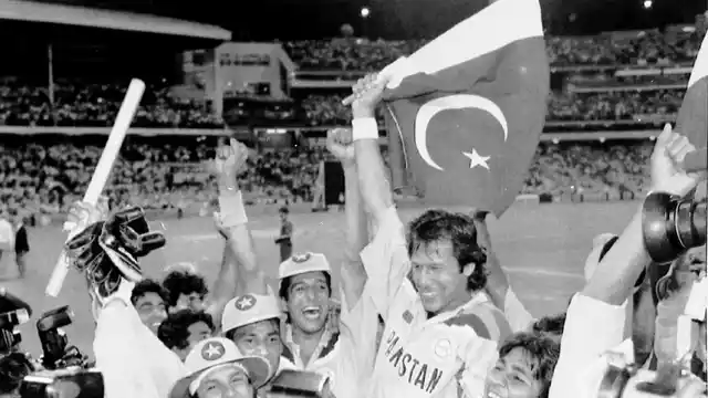 Pakistan cricket team celebrates after winning the 1992 cricket world cup.