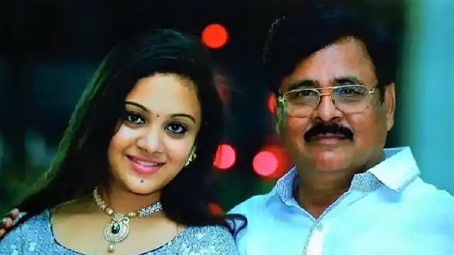 Amrutha Varshini with her father Maruthi Rao, the prime accused in the murder case. 