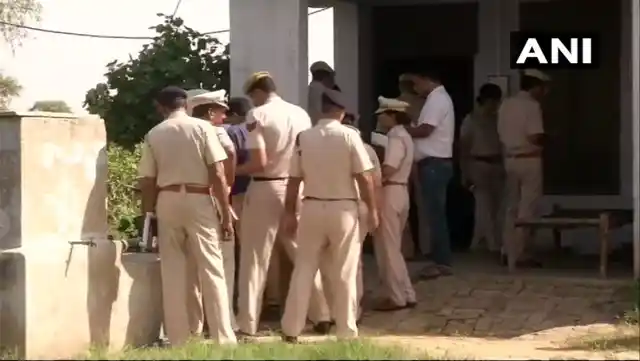 The SIT at the spot of the incident. 