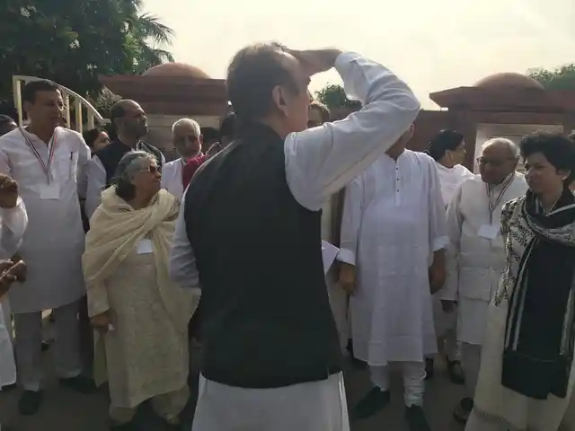 Congress leader Ghulam Nabi Azad arrives at Rajghat to participate in the Bharat Bandh called by the party.