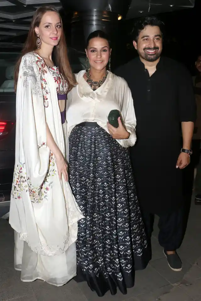 The <i>Roadies </i>gang was also there - Neha Dhupia, Rannvijay Singha with wife Priyanka.