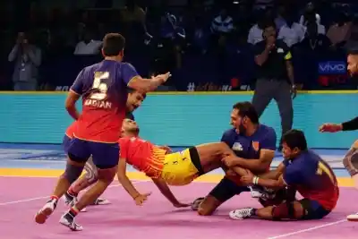 Chennai: Players in action during a Pro Kabaddi League Season 6 match between Dabang Delhi and Gujarat Fortune Giants in Chennai on Oct 9, 2018. (Photo: IANS)