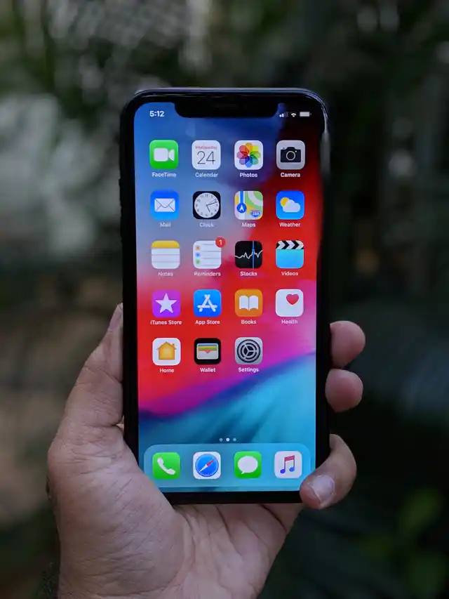 iPhone XR gets a 6.1-inch screen. 