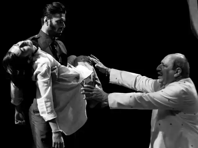 A still from Sunil Shanbag’s re-imagining of <i>Deewar</i>. 
