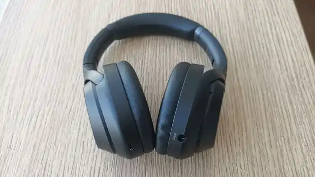 Better cushions on the XM3 is a welcome upgrade.