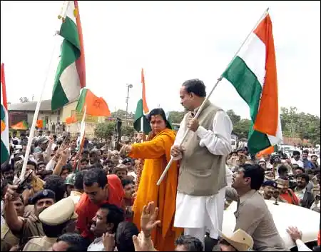 Ananth Kumar during Idgah Maidan protests. 