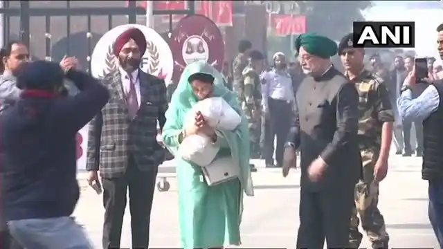 Hardeep Puri and Harsimrat Kaur Badal leave for Pakistan.