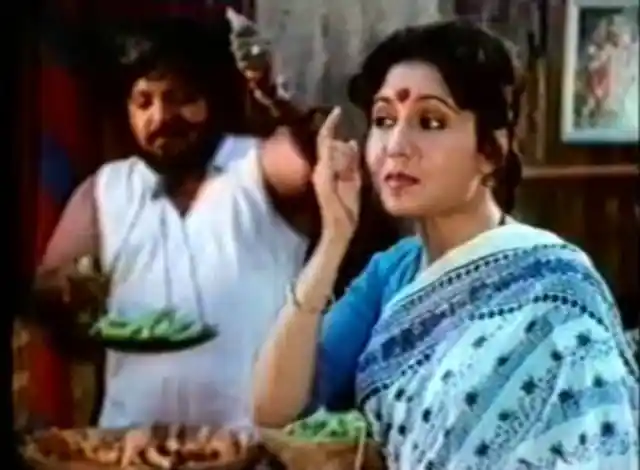 Kavita Chaudhary as Lalita <i>ji </i>in Alyque Padamsee’s iconic Surf ad.