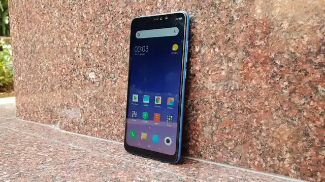 Redmi Note 6 Pro gets a 6.2-inch 19:9 ratio screen.