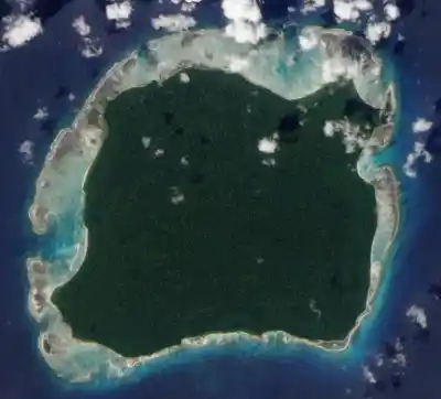 In February 1991, the experts successfully made a second friendly contact with the Sentinelese. Photo provided by Madhumala Chattopadhyay.