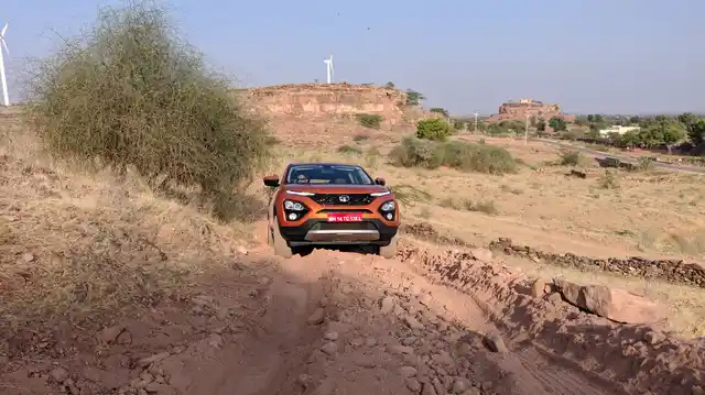 Rough road mode in the Tata Harrier gives it moderate off-road capability even though it is only a 4x2.