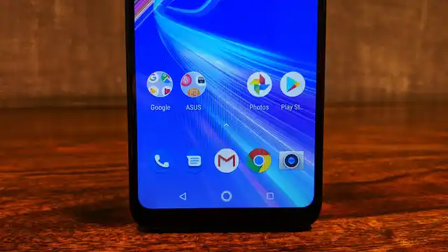 Always a thumbs up for near stock Android.