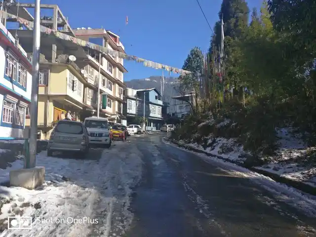 Even the town of Ravangla saw snow after more than 10 years. 