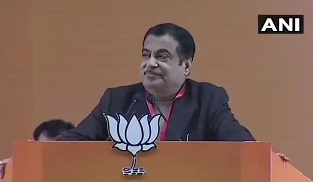 Union Minister Nitin Gadkari addresses the gathering on the second day of the BJP National Executive meet.