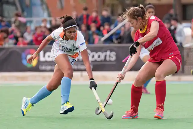 Indian hockey player Navneet Kaur in action during the match.