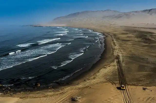The visuals in every Dakar rally are generally breathtaking.