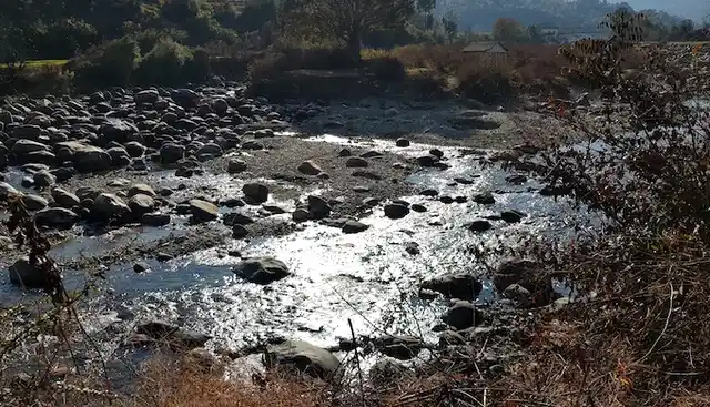 River Gomti meets another important non-glacial river Garudganga in the historic town of Baijnath in Uttarakhand.
