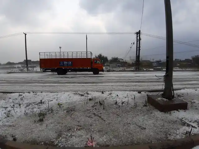 The intense hailstorm last for a few minutes.
