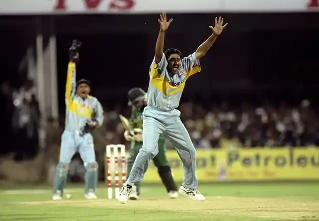 Anil Kumble took 15 wickets in 1996 edition.