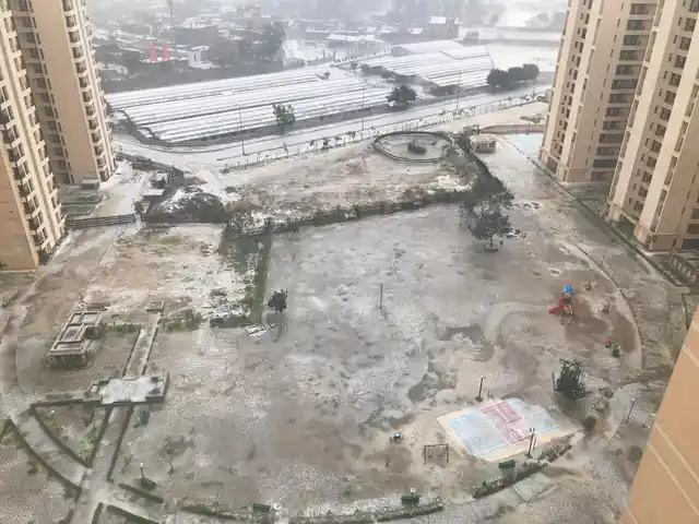 Jaypee Kosmos Sector 134, Noida.