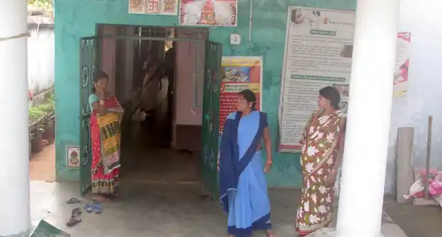 Maternity homes, such as the one in Beldapada, help tribal women in remote villages access hospitals for a safe, institutional delivery.