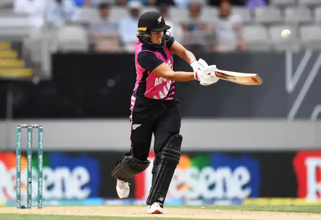 Chasing a modest target, New Zealand made a heavy weather of the chase before scampering home off the last ball of the match losing six wickets.