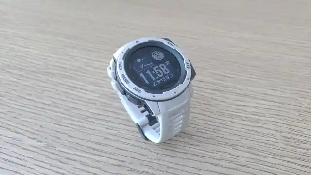 The Garmin Instinct.