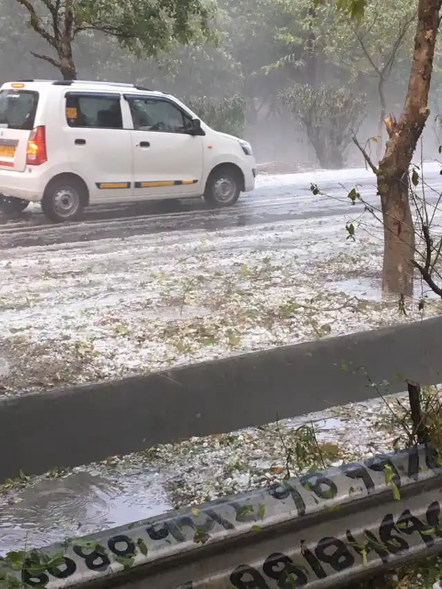 Fariha shared her hailstorm photo from Gurugram. 