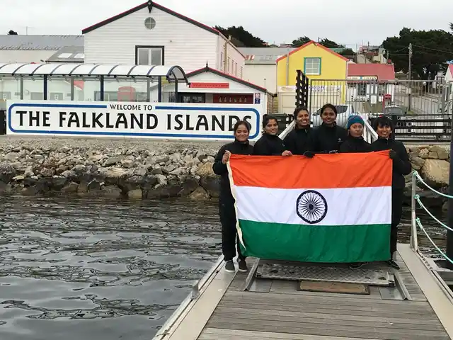 The INSV Tarini all-women crew.