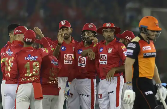 Sunrisers suffered an early blow in the form of Bairstow (1) after being sent into bat.