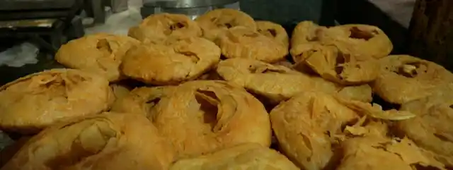 Khajla is made of wheat flour and <i>desi ghee.</i>
