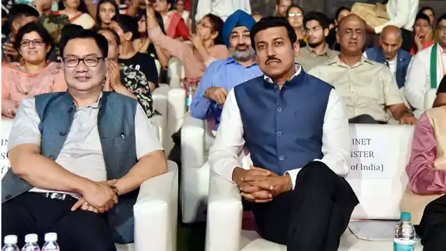 India’s current and former Sports Ministers – Kiren Rijiju and Col Rathore.