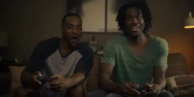 Anthony Mackie and Carl Yahya Abdul-Mateen II play Striking Vipers. 