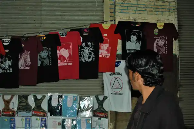 T-Shirts displaying Bollywood actors. Vakil Bazar, Shiraz