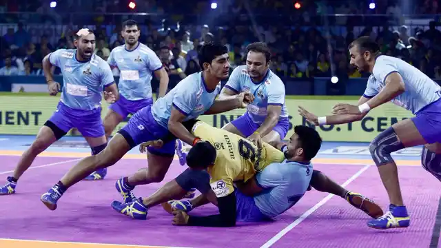 It looked like an evenly matched contest in the first 10 minutes as Telugu Titans led 7-6.